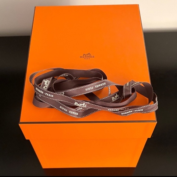 Hermes Picotin 18, Rose Sakura, Clemence Leather, PHW - NWT, full set rare color - Picture 16 of 17